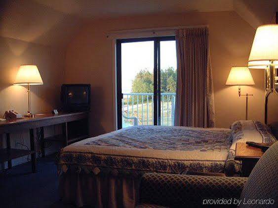 Bridgeview Motel Mackinaw City Quarto foto